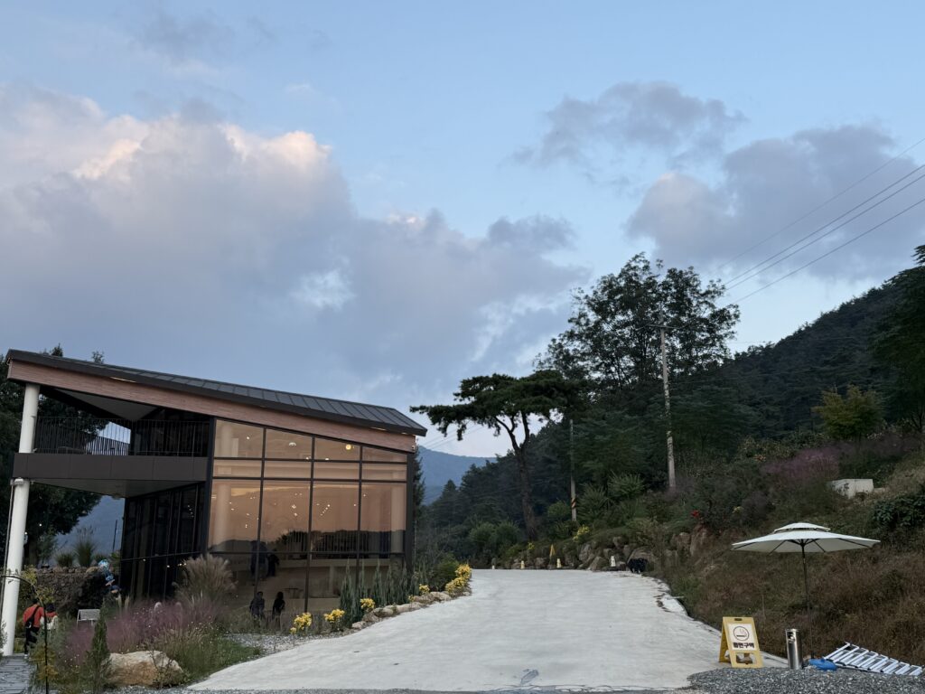 곡성 카페 압록 주차장